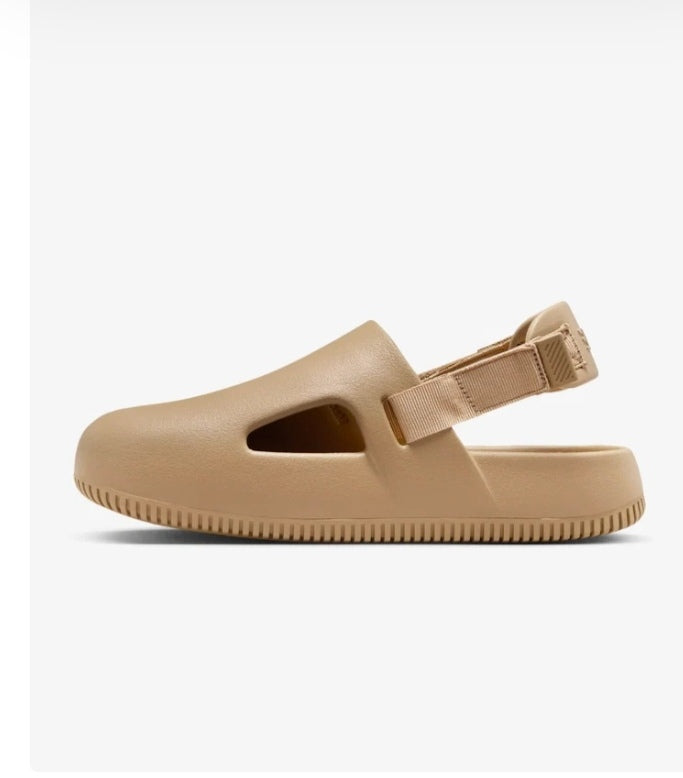 Nike Calm