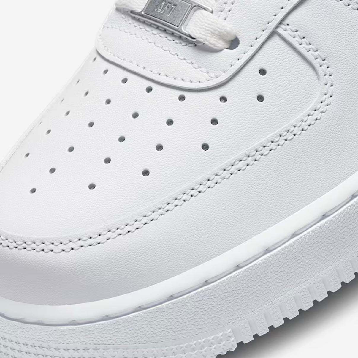 Nike Air Force 1 '07